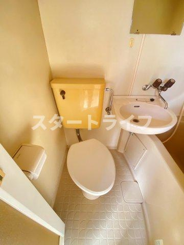 大阪市東淀川区淡路４丁目の賃貸マンションのトイレ