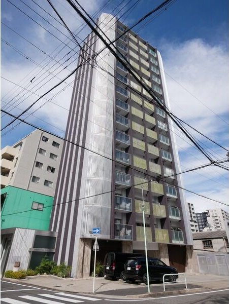 上前津ライズの外観