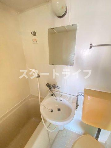 大阪市東淀川区淡路４丁目の賃貸マンションの洗面所