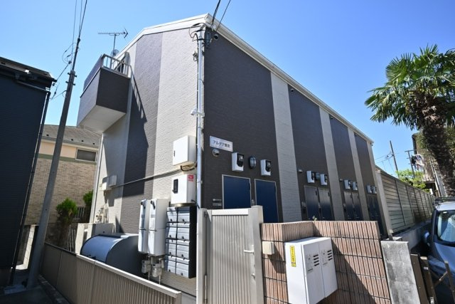 アルデア鷺宮の外観|外観は落ち着いています