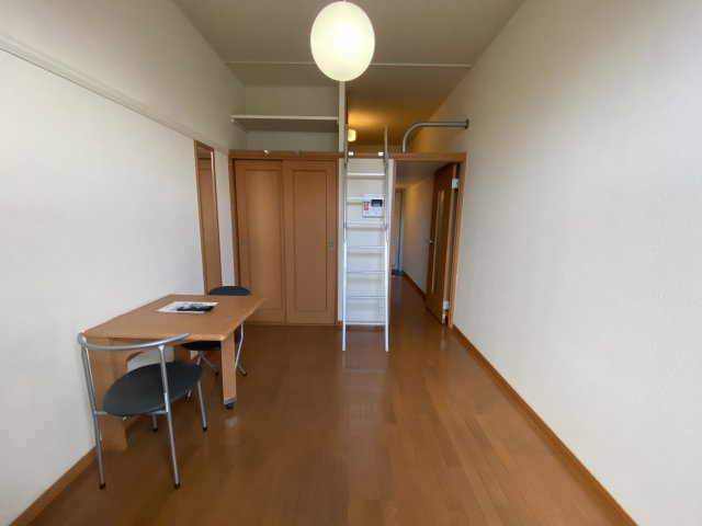 【居間・リビング】 | レオパレス外環富田林Ⅲ