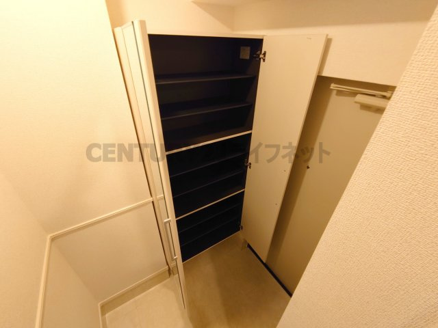 【玄関】 | グランリヴェール呉服2