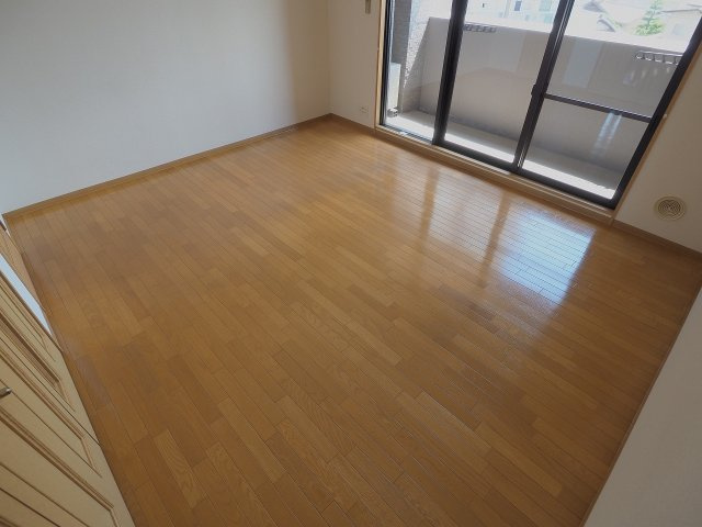 ロアール古市の居間・リビング