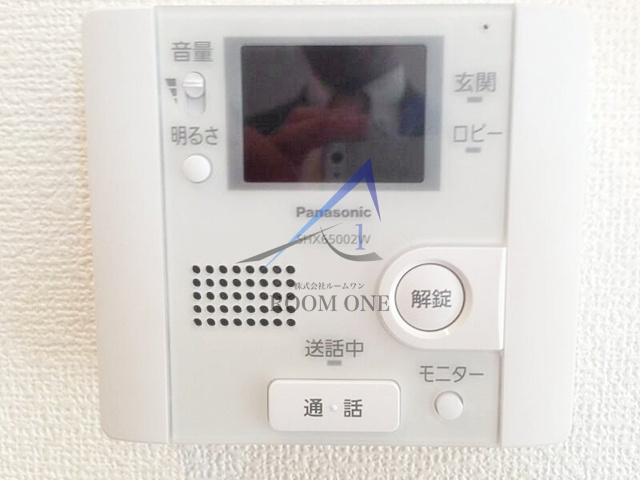 ジスタス入谷のセキュリティ|モニター付きインターホンです。