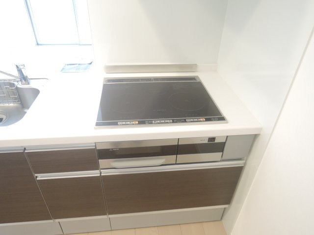 シャルム国立のキッチン|※１０２号室の画像になります。