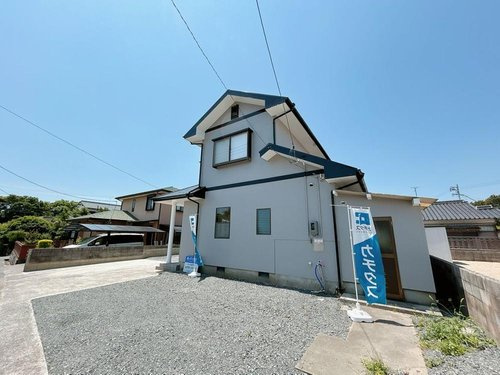 草江リフォーム済み戸建の駐車場