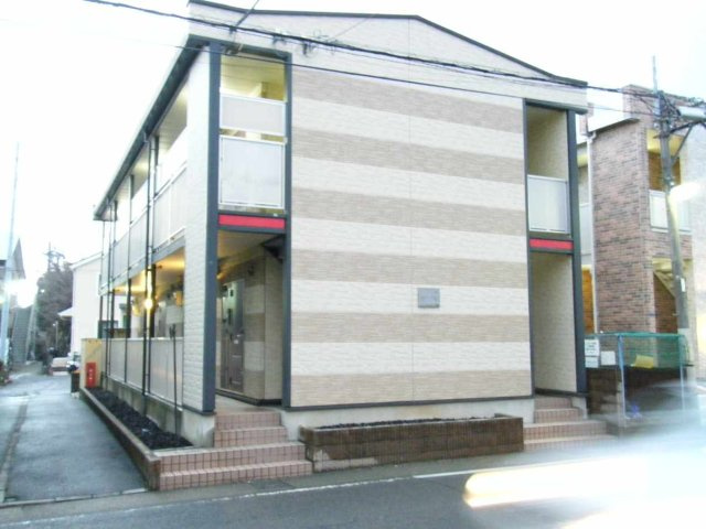 レオパレスアメニティー大船の外観|おしゃれな外観です