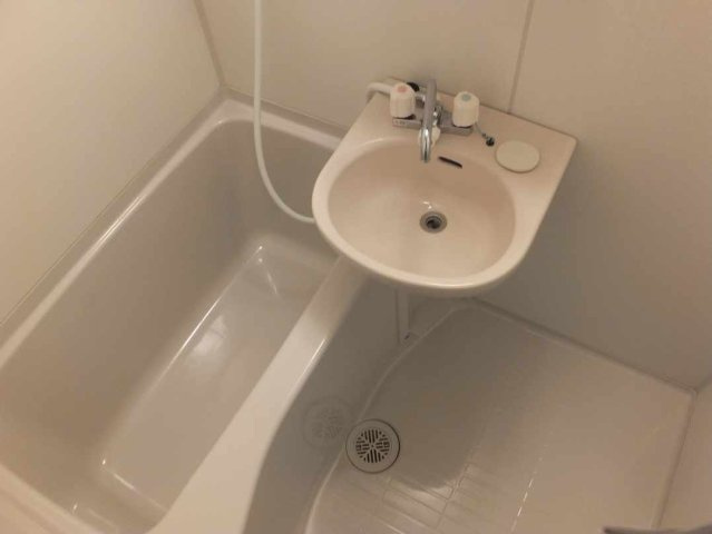 レオネクストサンセールの浴室|日々の疲れを癒すお風呂付です