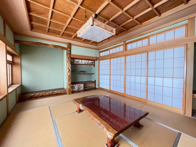 中居林字平29－15　中古住宅の和室