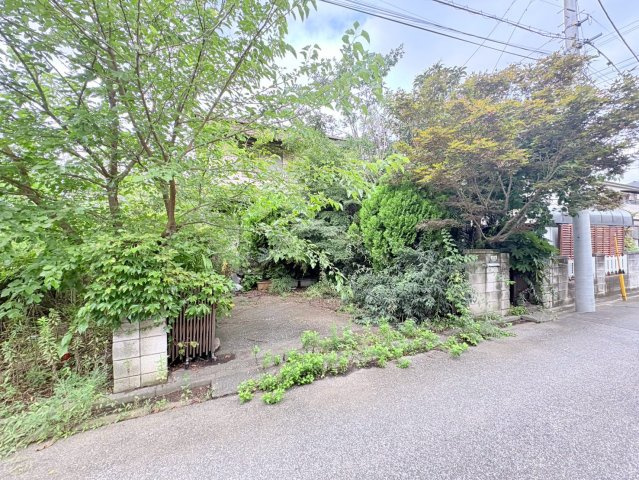 川越市今成1丁目　建築条件なし売地　東武東上線『川越市駅』徒歩21分　【今成小学区】の前面道路含む現地写真