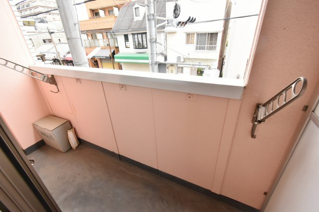 Villa De Naruoのバルコニー