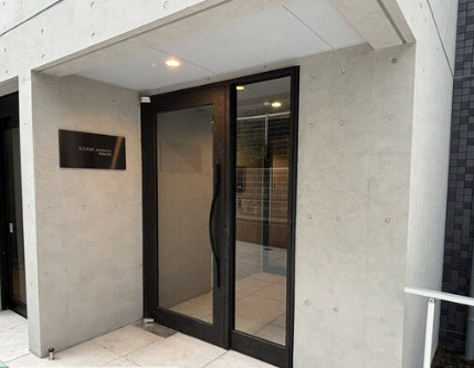 ＳＯＬＡＳＩＡ　ｒｅｓｉｄｅｎｃｅ世田谷代田 のエントランス