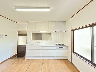 宇部市末広町リフォーム済み戸建てのキッチン