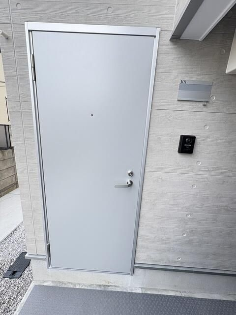 クレール堀切の玄関