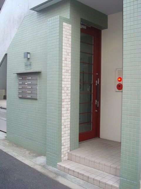 Ｌｕｎａ　Ｃｏｕｒｔのエントランス