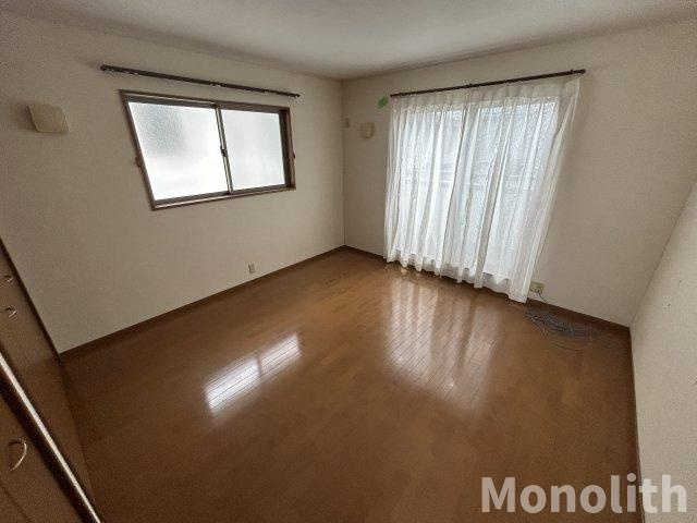 青葉台３丁目戸建の洋室