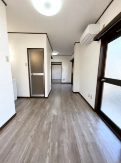 千葉市中央区本町３丁目の賃貸マンションの内装