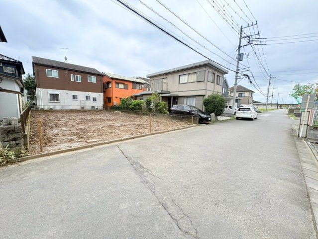 川越市山田　建築条件なし売地　東武東上線『川越駅』バス15分　【山田小学区】の前面道路含む現地写真