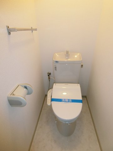 シャンピア吉久Aのトイレ