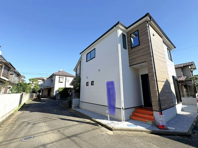 【外観】 | 西東京市谷戸町1丁目　新築一戸建住宅　全1棟（保谷店） | 西・南方向のバルコニーは広々開放的！