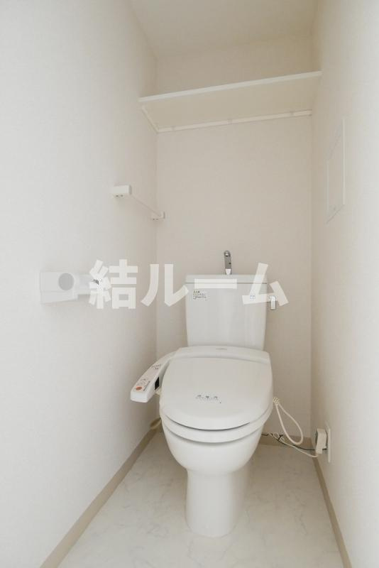 練馬区平和台３丁目の賃貸マンションのトイレ