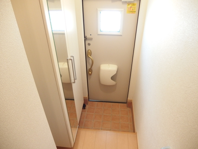 ダノンⅠの玄関