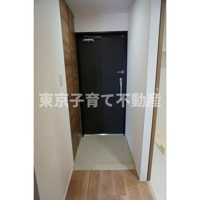 アンビエンテ駒込の玄関