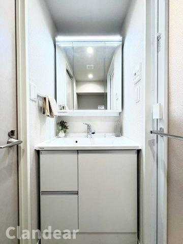 オリンポス八広の独立洗面台|ドキドキの新生活も、安心してスタート。ぴったりの住まいを見つけませんか？クランディアが一緒に住まい選びをサポートします‼　まずは、お気軽にお問合せください　＃クランディア