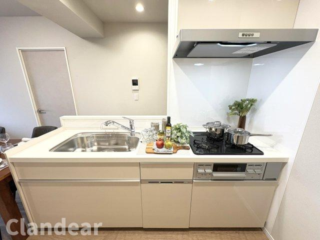 オリンポス八広のキッチン|ドキドキの新生活も、安心してスタート。ぴったりの住まいを見つけませんか？クランディアが一緒に住まい選びをサポートします‼　まずは、お気軽にお問合せください　＃クランディア