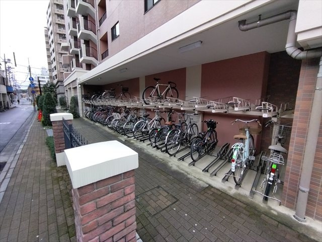 【駐輪場】の画像