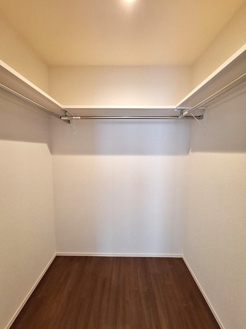 クレール メゾンの収納|★ウォークインクローゼット★別部屋参考写真★