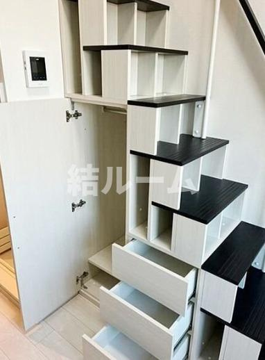 板橋区仲町のアパートの収納