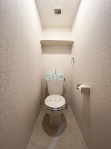 練馬区中村北２丁目の賃貸マンションのトイレ