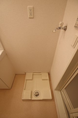 【設備】 | メゾン　ド　ルネ | 室内洗濯機置場