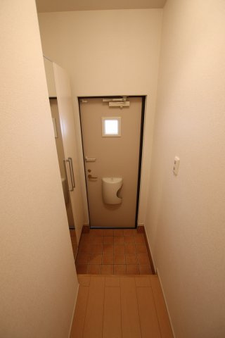 【玄関】 | メゾン　ド　ルネ