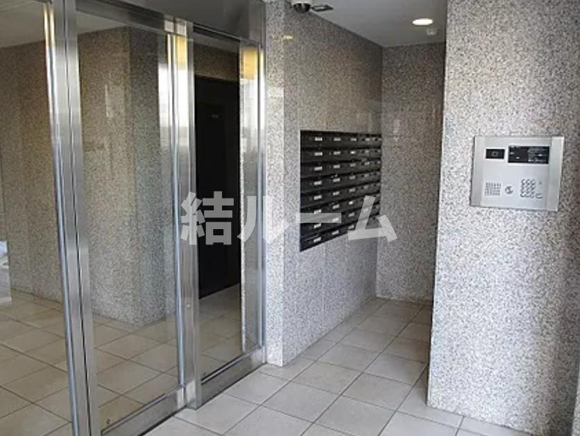 練馬区田柄２丁目の賃貸マンションのエントランス