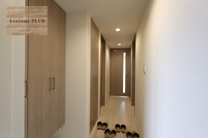 プレサンスロジェ住之江レジデンスの玄関
