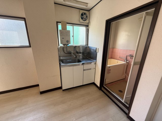 第一田中ビルのキッチン