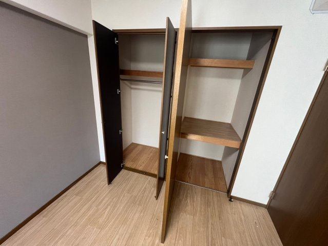 第1マンション寺直の収納