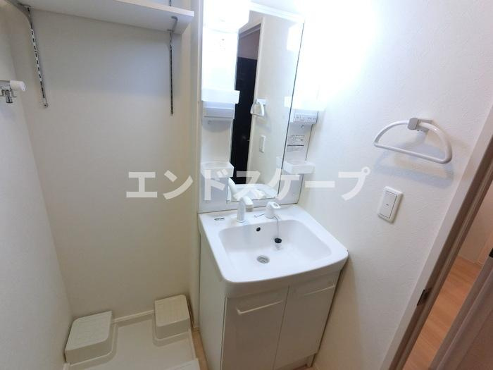 サンモール　Ｂの洗面所|高崎、前橋エリアのお部屋探しはエンドスケープまで！お客様の理想お聞かせ下さい♪
