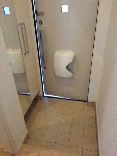 カーサ・サンキの玄関