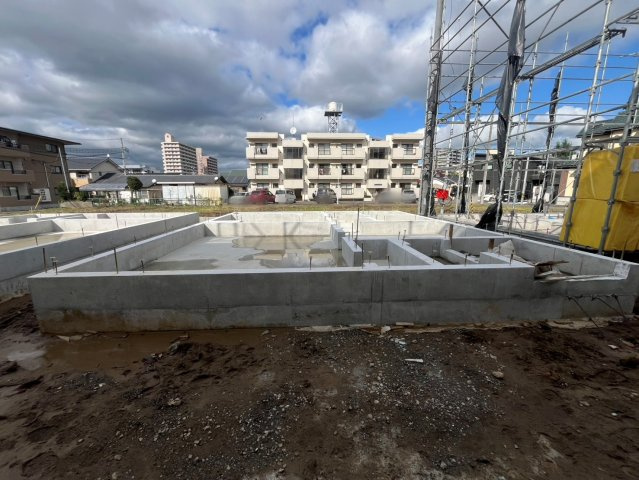 新築戸建・新築建売　郡山市長者第1　芳山小・第二中の外観|外出先からも自宅の様子が確認できる防犯カメラ付き物件です！