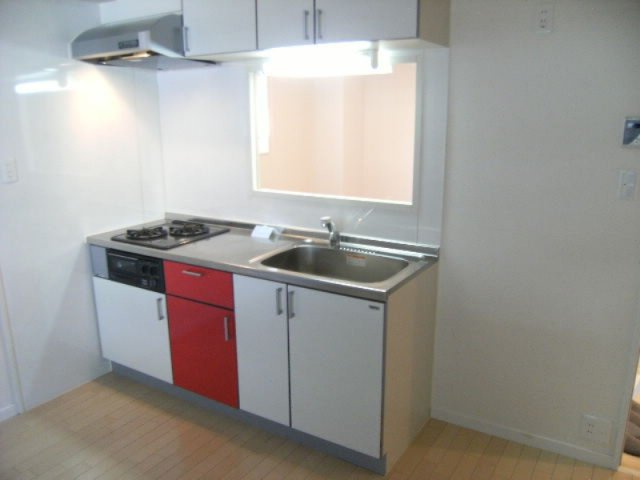 ノアール岡町のキッチン