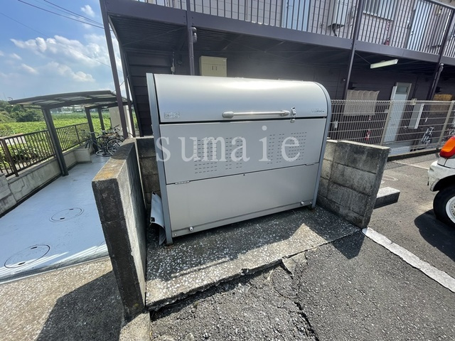 コスモハイツのその他共用部分|敷地内にゴミ置き場あります♪
