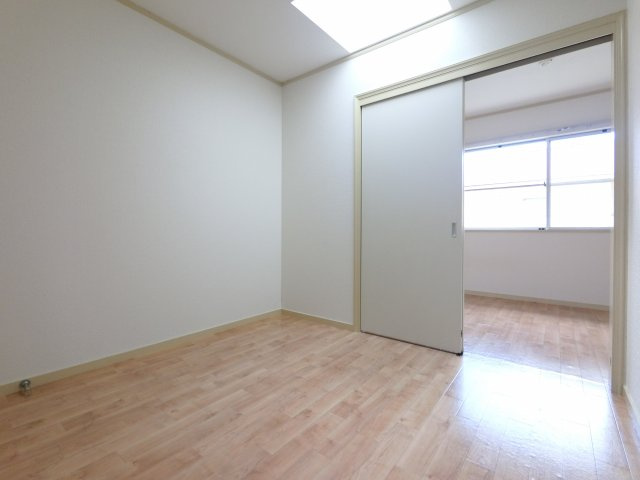 【洋室】