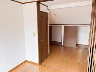 【洋室】 | 世田谷区世田谷１丁目　中古戸建