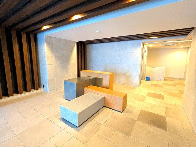 FRENCIA御徒町のロビー