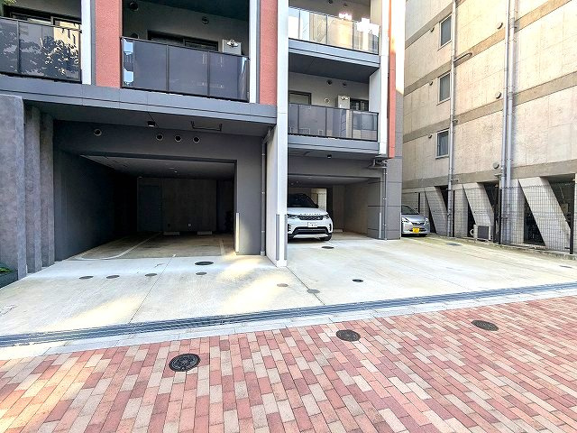 FRENCIA御徒町の設備|駐車場、空き状況は別途ご確認下さい