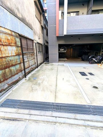 FRENCIA御徒町の設備|駐車場、空き状況は別途ご確認下さい