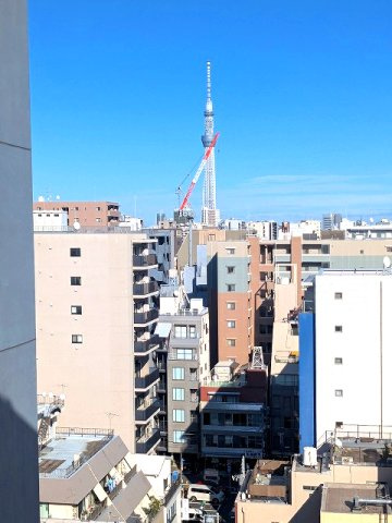 FRENCIA御徒町の設備|12F共用廊下からスカイツリー隅田川花火見えます